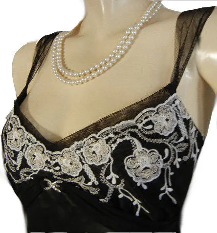 BEAUTIFUL FLORA NIKROOZ BLACK & SILVER EMBROIDERED SATIN NIGHTGOWN  ADORNED WITH A SPARKLING RHINESTONE CLIP- EXTRA LARGE - XL