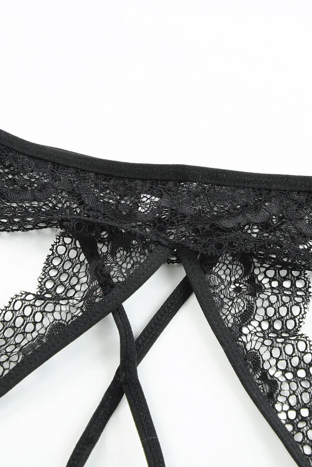 Black 2Pcs Lace Open Cut Chain Decor Lingerie Set