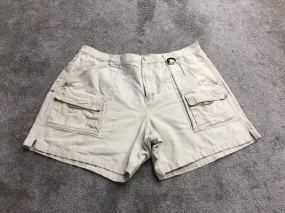 Columbia Shorts Mens XXL Beige Cargo Shorts Lightweight Casual Outdoor Hiking