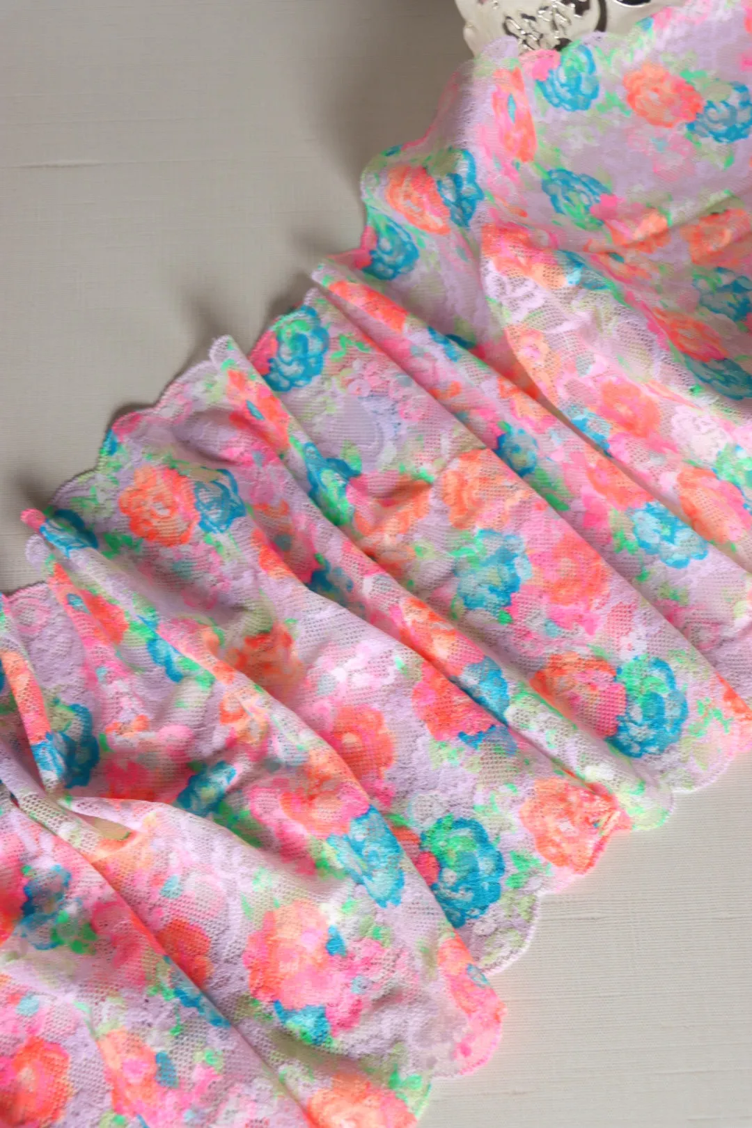 Neon Buds 9" Wide Stretch Lace