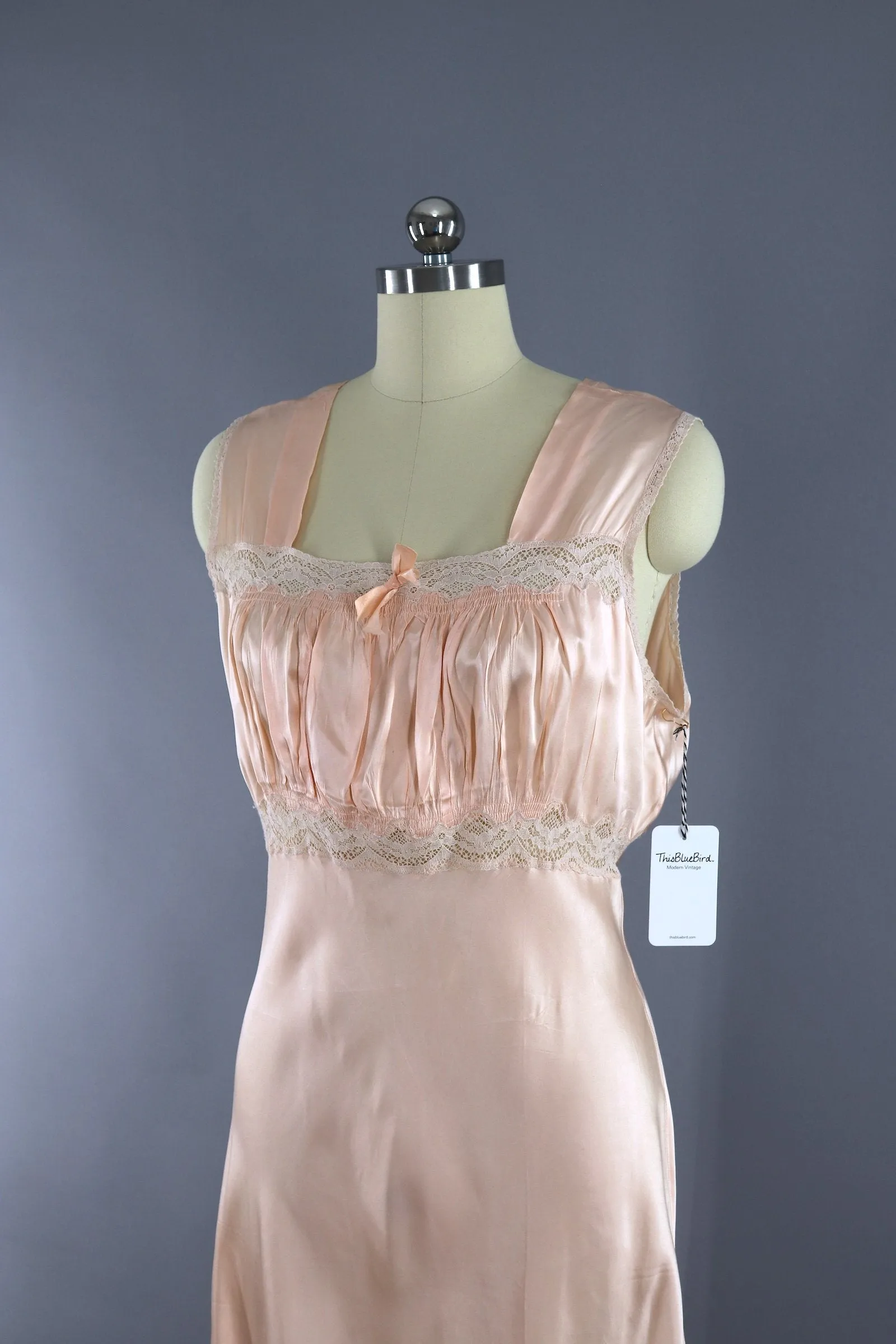 Vintage 1930s Bias Cut Satin Nightgown / Miss Elaine