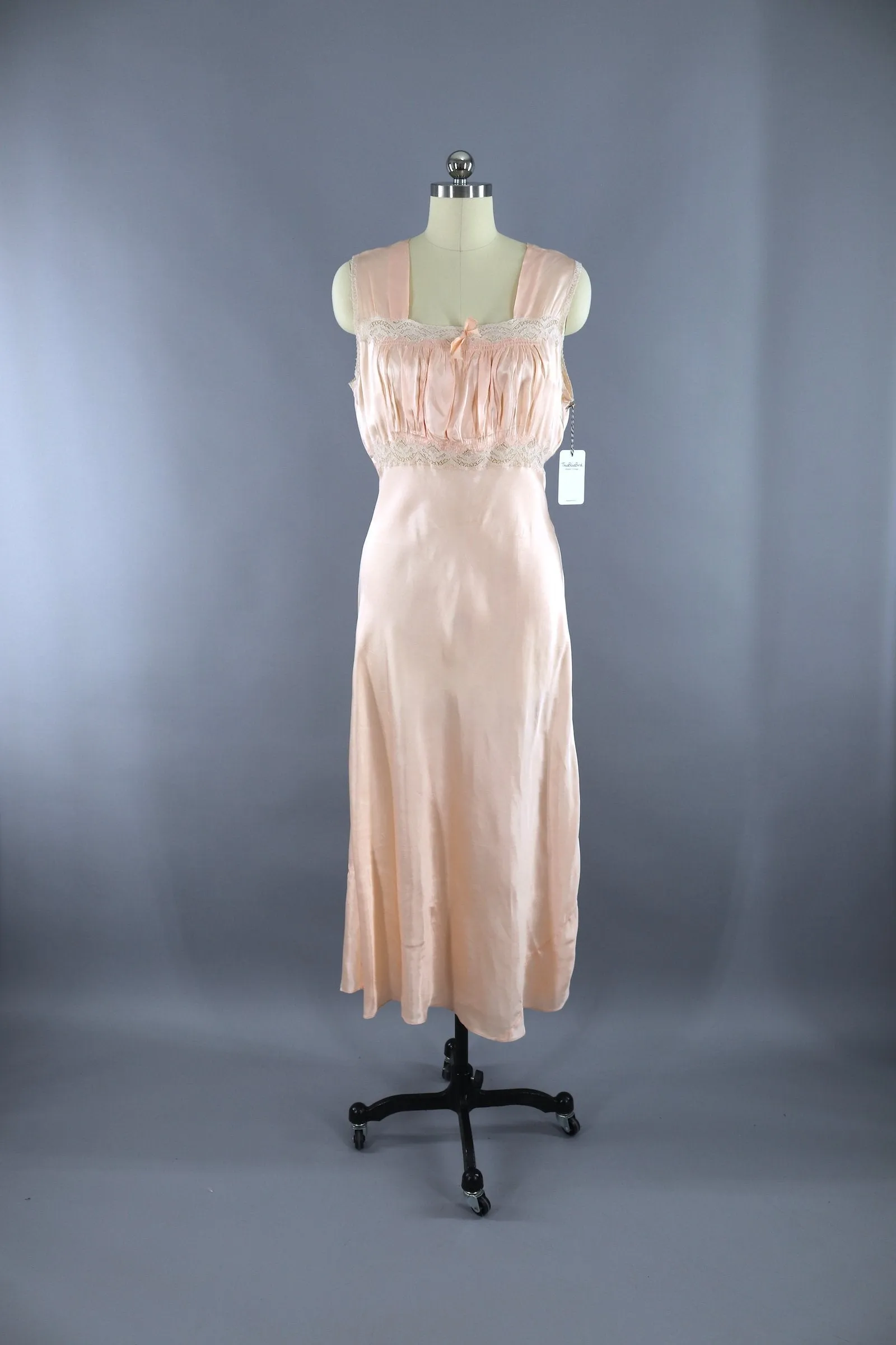 Vintage 1930s Bias Cut Satin Nightgown / Miss Elaine